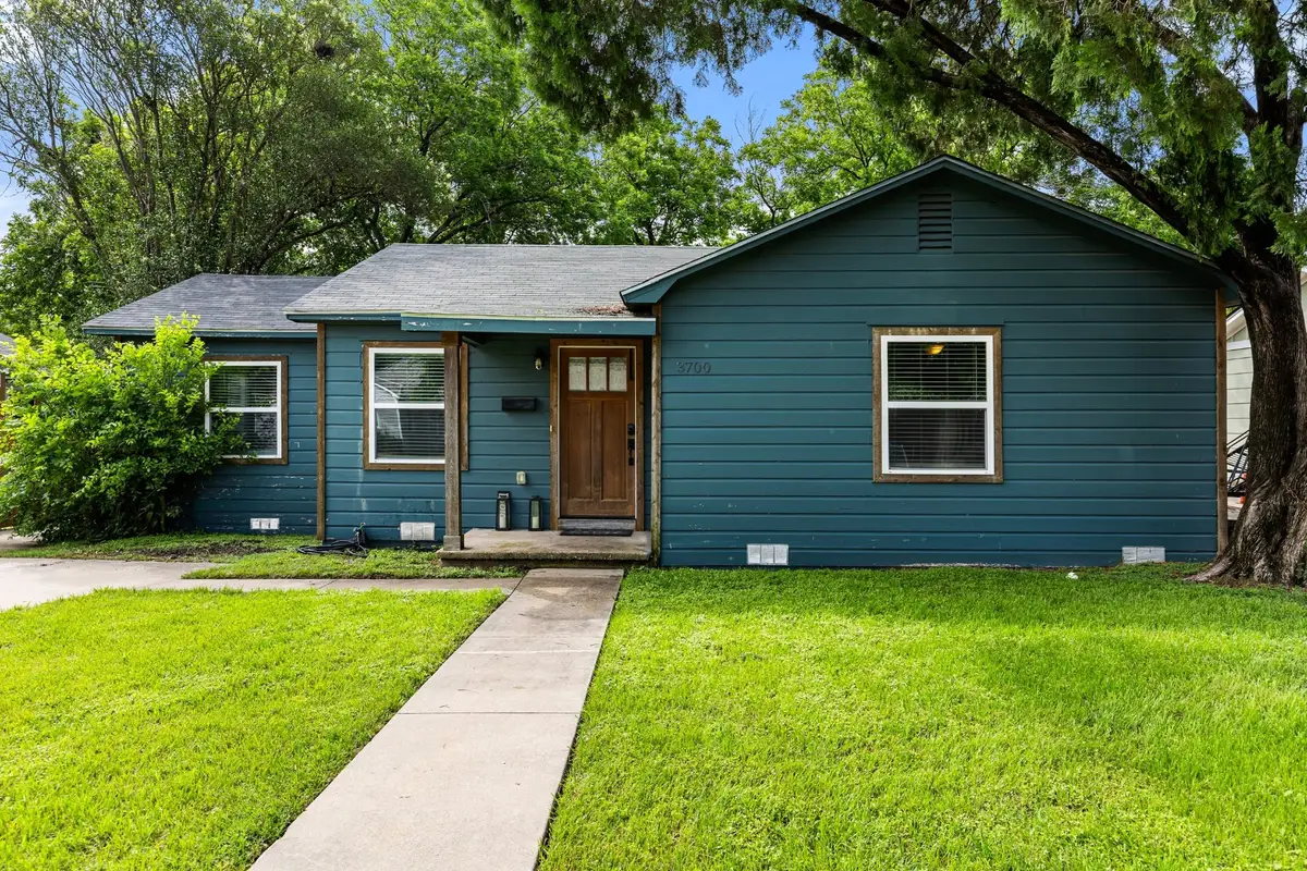 3700 Charlton Avenue, Waco, TX 76711 - #1