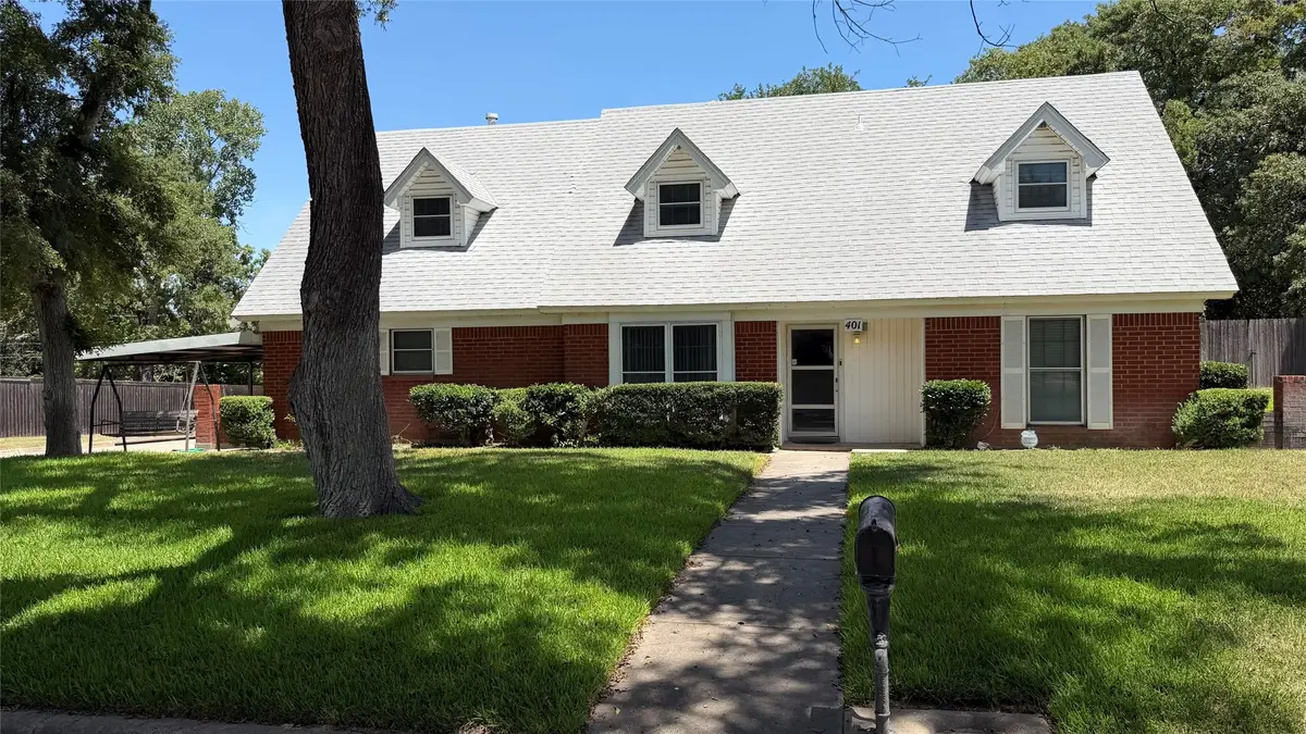 401 Glenhaven Drive, Azle, TX 76020 - #1