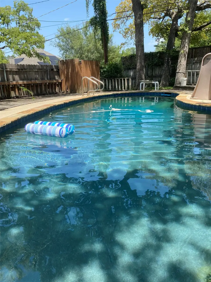 401 Glenhaven Drive, Azle, TX 76020 - #2