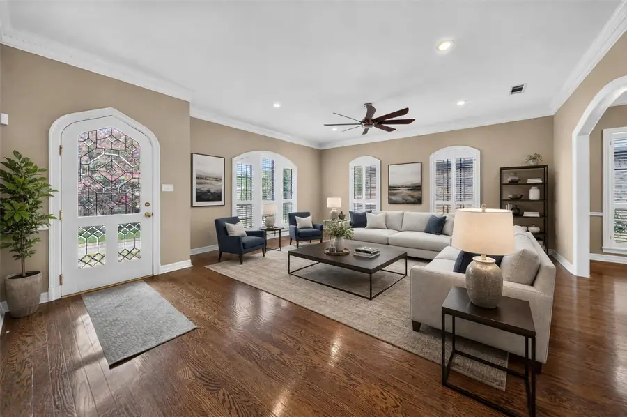 504 Hyde Park Drive, Tyler, TX 75701 - #3