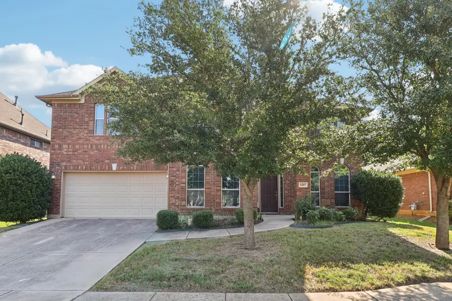 6207 Weaver Drive, Arlington, TX 76001 - #2