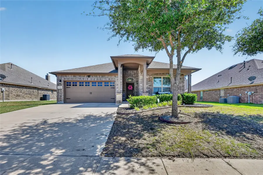1118 Crest Ridge Drive, Glenn Heights, TX 75154 - #2