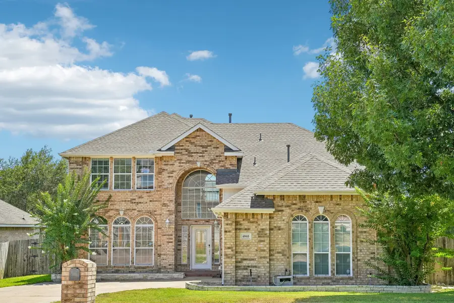 6940 Chapelridge Drive, Dallas, TX 75249 - #2