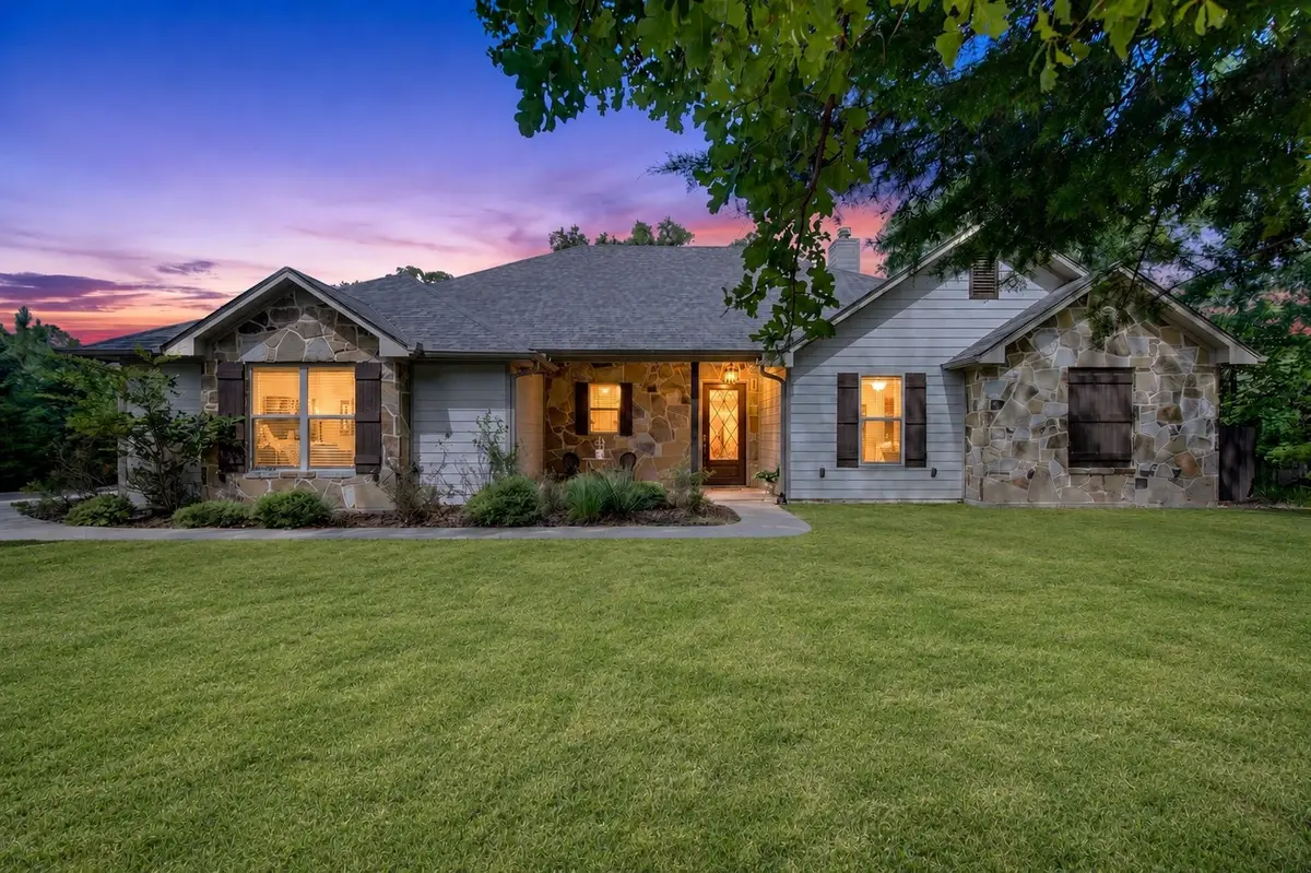 9236 Safari Bluff, Larue, TX 75770 - #1