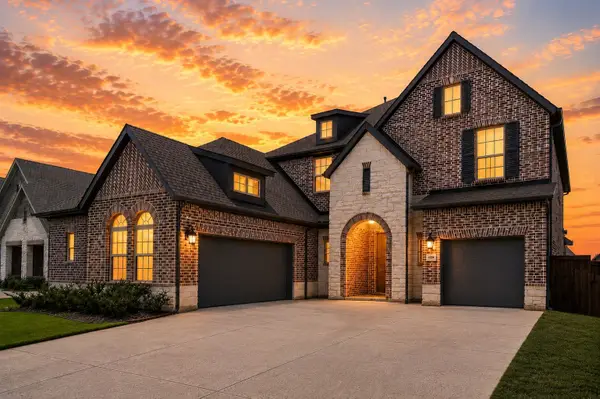 4304 Brookshire Court, Highland Village, TX 75077