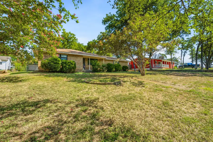 904 Spanish Trail Drive, Granbury, TX 76048 - #3