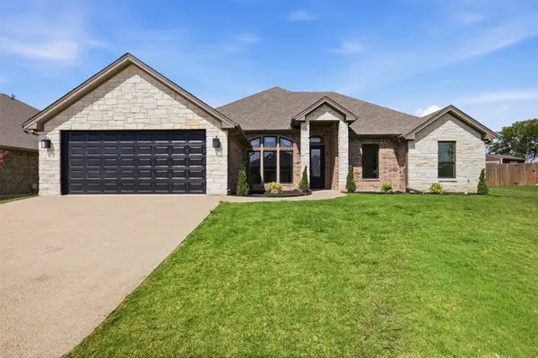 905 Cumberland Street, McGregor, TX 76657