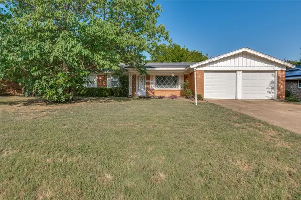 1958 Terbet Lane, Fort Worth, TX 76112