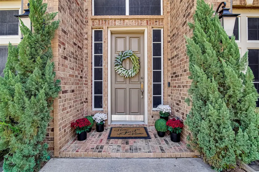 6303 Bramble Creek Court, Arlington, TX 76001 - #2