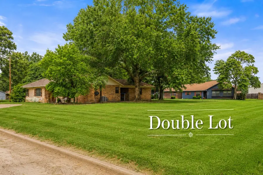 709 Glazner Street, Hawkins, TX 75765 - #2
