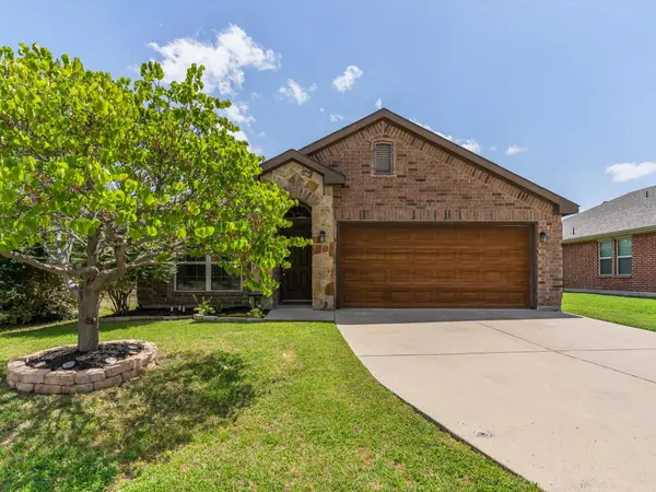 9805 Osprey Drive, Fort Worth, TX 76108