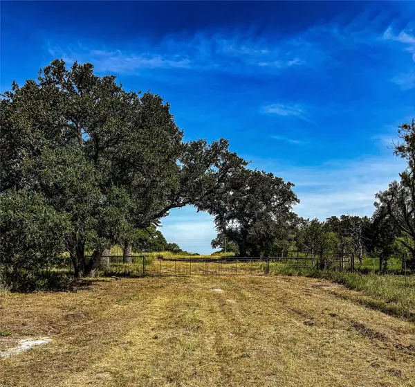 5075 Hwy 22, Hamilton, TX 76531