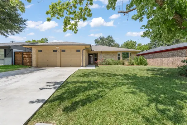 3756 Wedgworth Road S, Fort Worth, TX 76133