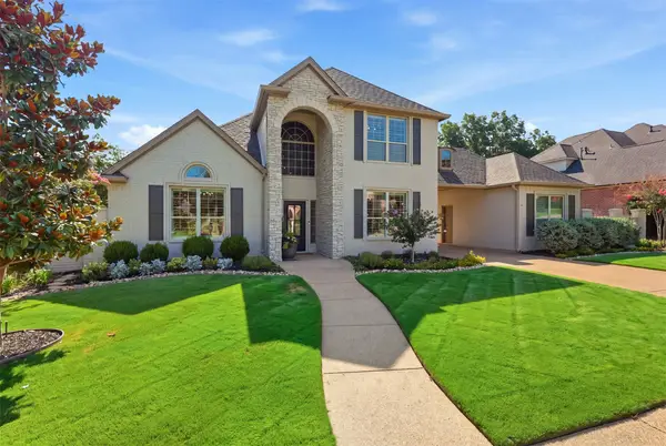 208 Skyline Drive, Trophy Club, TX 76262