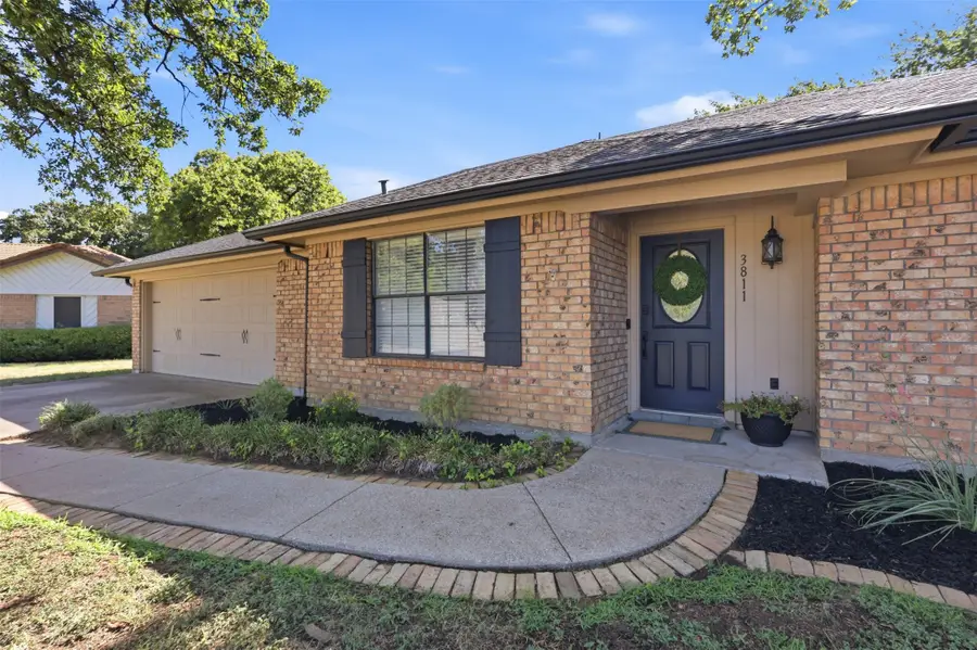3811 Helmsford Drive, Arlington, TX 76016 - #3