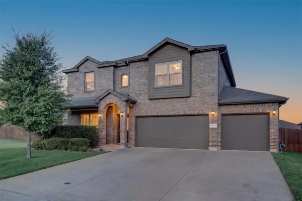 1220 Beestone Drive, Saginaw, TX 76131