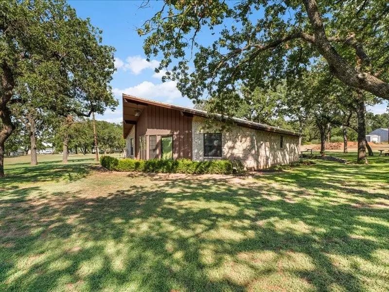474 Trussell Drive, Springtown, TX 76082 - #2