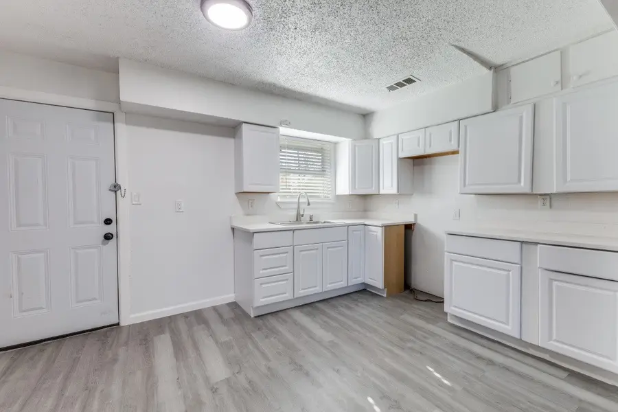 12900 Quail Drive, Balch Springs, TX 75180 - #2