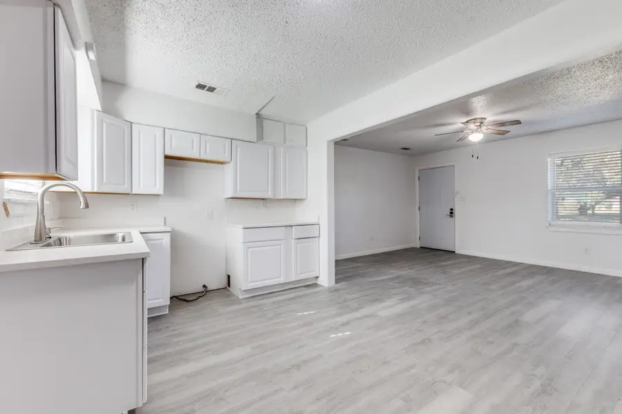 12900 Quail Drive, Balch Springs, TX 75180 - #3