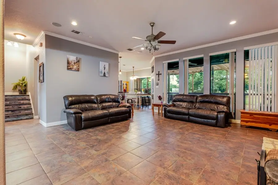 360 Saddle Club Road, Weatherford, TX 76088 - #2