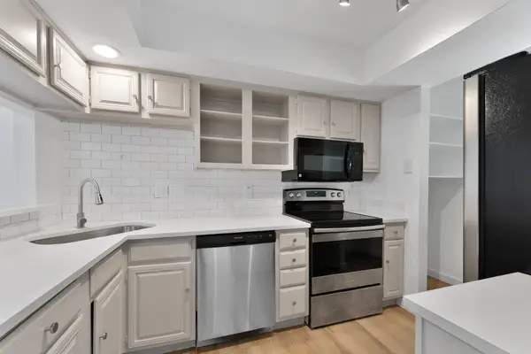 3635 Garden Brook Drive #10400, Farmers Branch, TX 75234