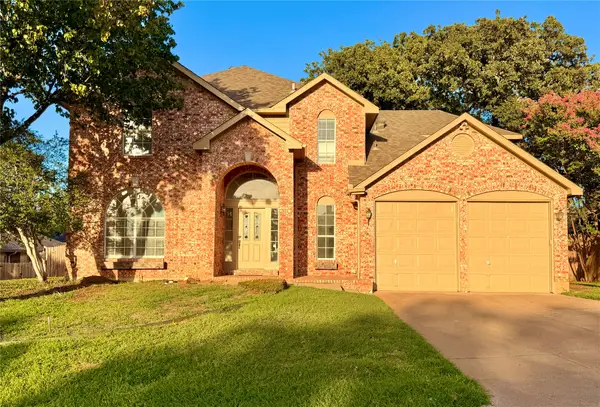 7904 Ember Oaks Drive, North Richland Hills, TX 76182