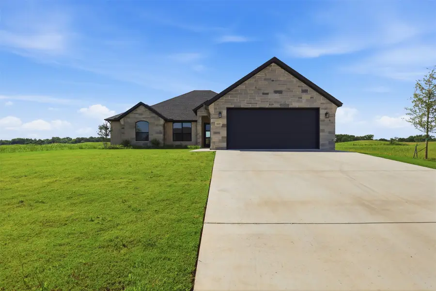 117 Eagle Court, Rainbow, TX 76077 - #2