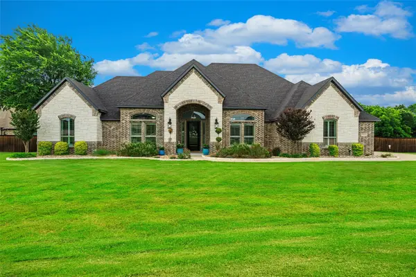 7211 Dillon Circle, Midlothian, TX 76065