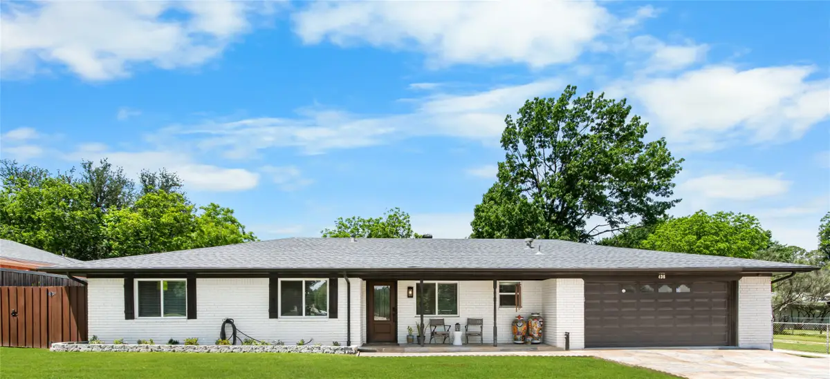 436 Ball Street, Grapevine, TX 76051 - #1