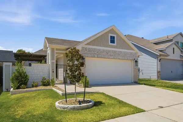 616 Coleman Street, Aubrey, TX 76227