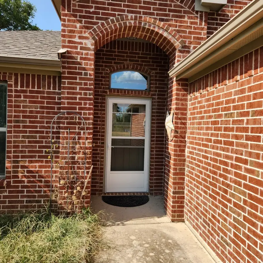 1209 Sherman Street, Tioga, TX 76271 - #2