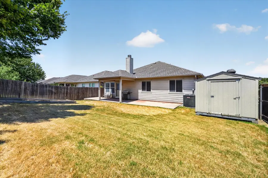 8928 Trailblazer Drive, Aubrey, TX 76227 - #2