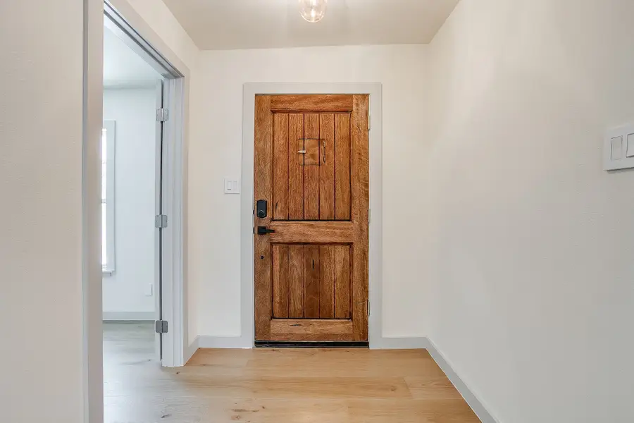2704 W Biddison Street, Fort Worth, TX 76109 - #3