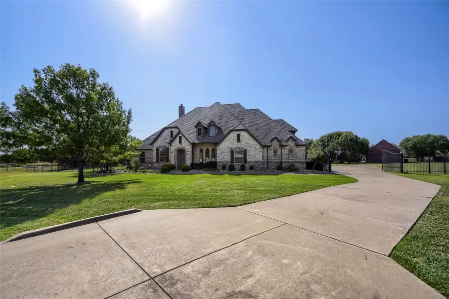 1501 Willow Tree Drive, Fort Worth, TX 76052 - #2