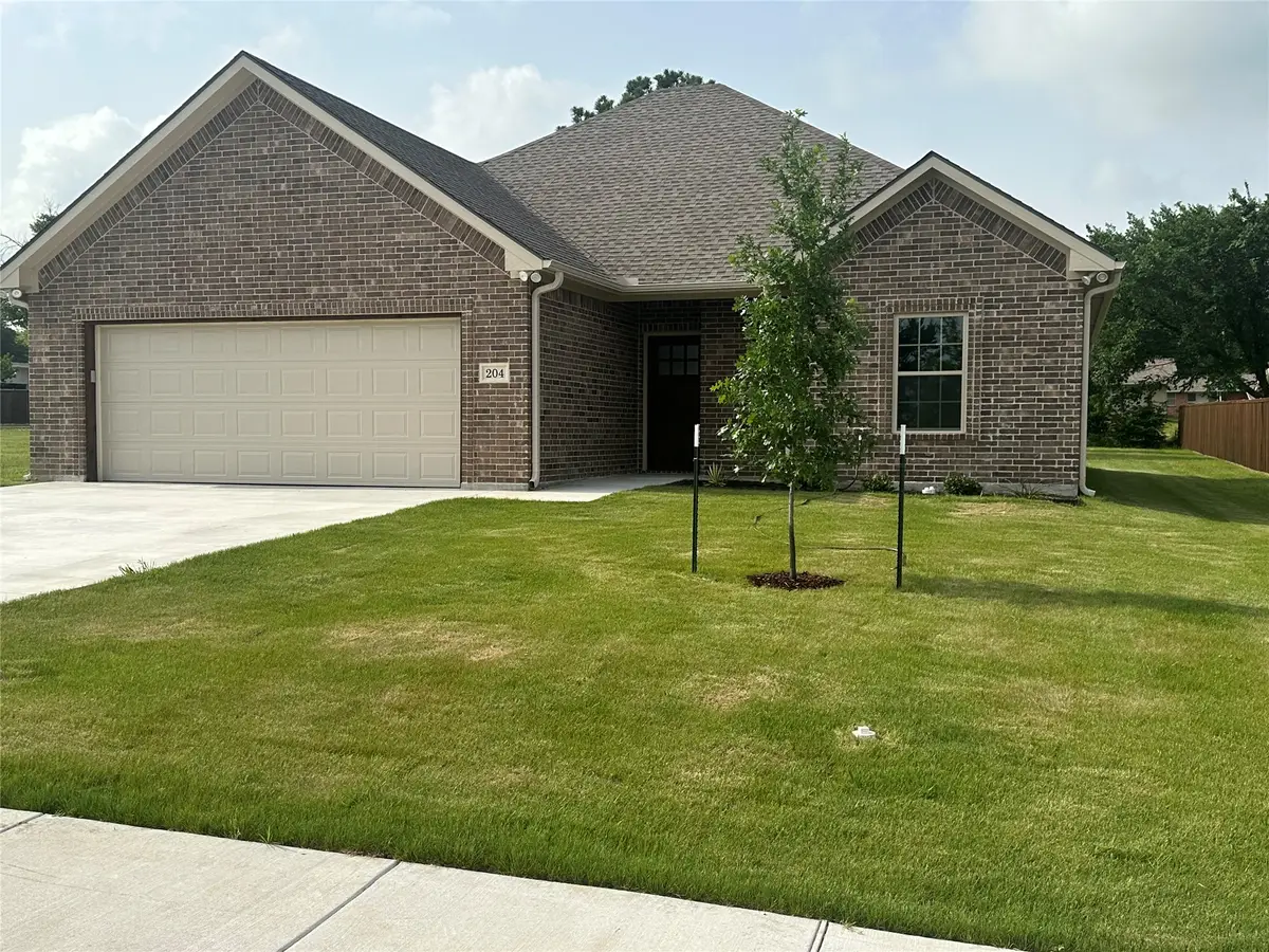 204 Ella Street, Whitesboro, TX 76273 - #1