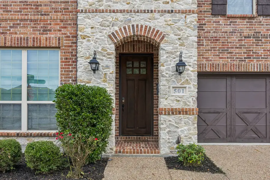 501 Winehart Street, Lewisville, TX 75056 - #3