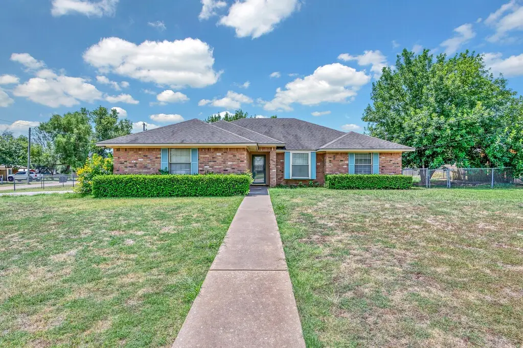 600 Lyndon Drive, Woodway, TX 76712 - #1