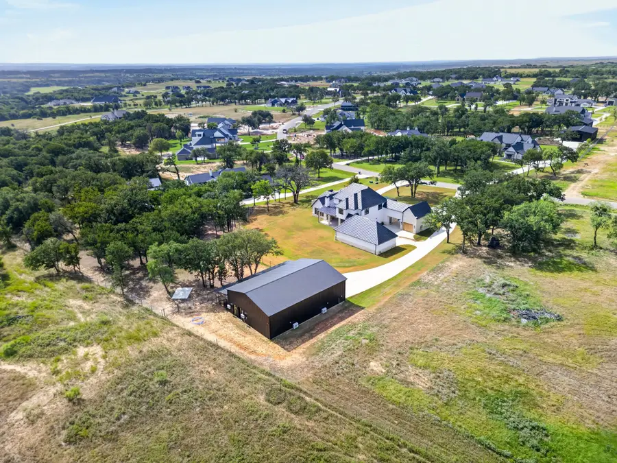 536 Royal Santana Run, Weatherford, TX 76087 - #2