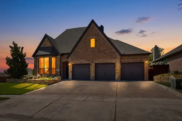 110 Highwood Avenue, Oak Point, TX 75068