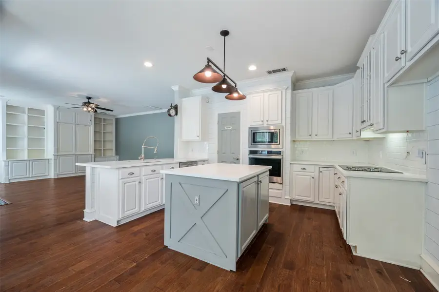 3208 Oak Meadow Drive, Flower Mound, TX 75028 - #3