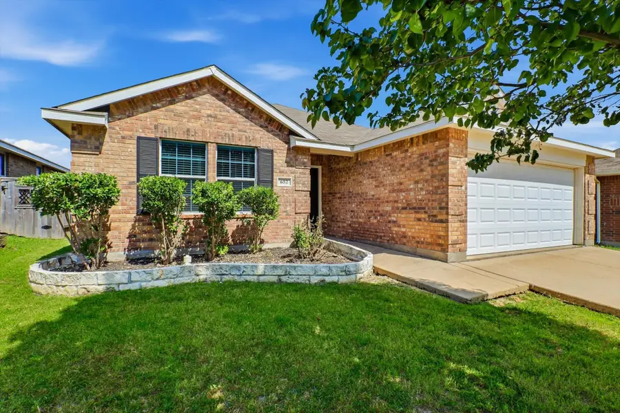652 Lincoln Avenue, Lavon, TX 75166 - #2