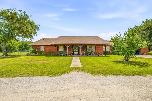 1642 Salesville Road, Mineral Wells, TX 76067