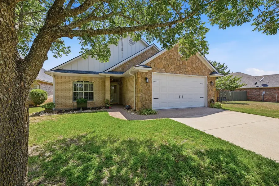 35 Greenway Bend, Pottsboro, TX 75076 - #2