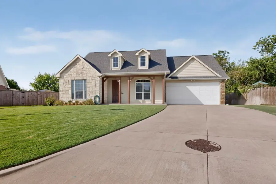 510 Mattie Lane, Lake Dallas, TX 75065 - #2