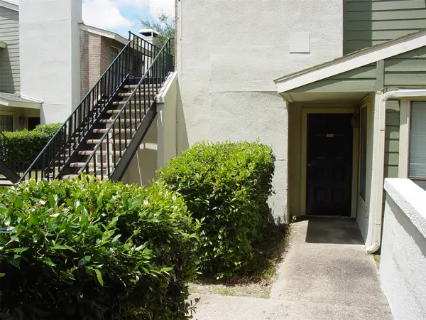 9605 Walnut Street #12104, Dallas, TX 75243