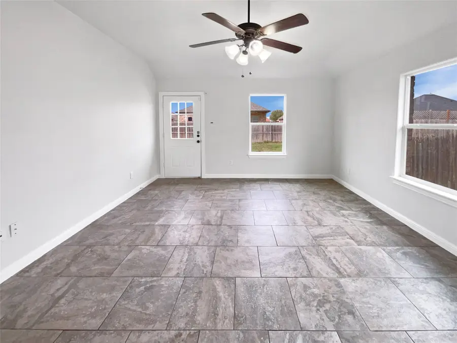 112 Halifax Circle, Palmer, TX 75152 - #3