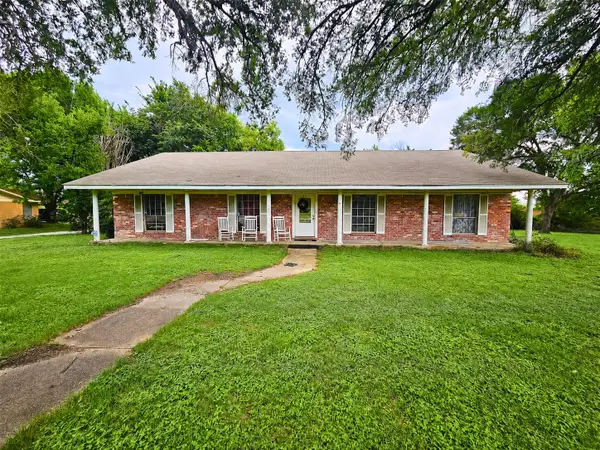1003 W Angeline Street, Groesbeck, TX 76642