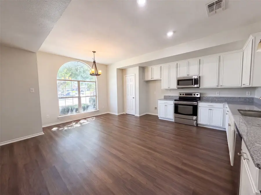 825 Adams Drive, Burleson, TX 76028 - #3