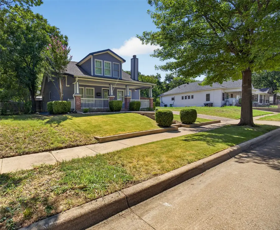 2205 College Avenue, Fort Worth, TX 76110 - #3
