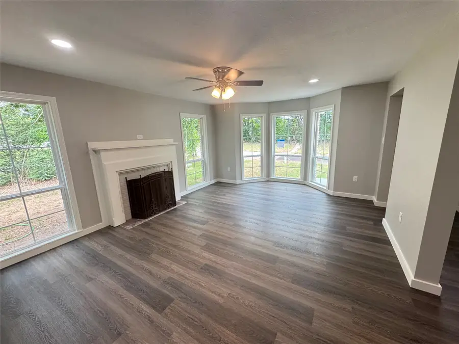 108 California Street E, Sulphur Springs, TX 75482 - #3